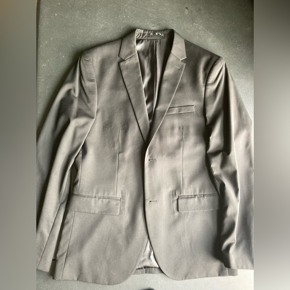 H&M Blazer - Picture 1 of 4